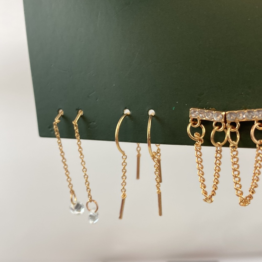 4/$20 Wild Fable Set of 3 Gold Tone Dangly Rhinestone & Bar Earrings - Picture 3 of 4